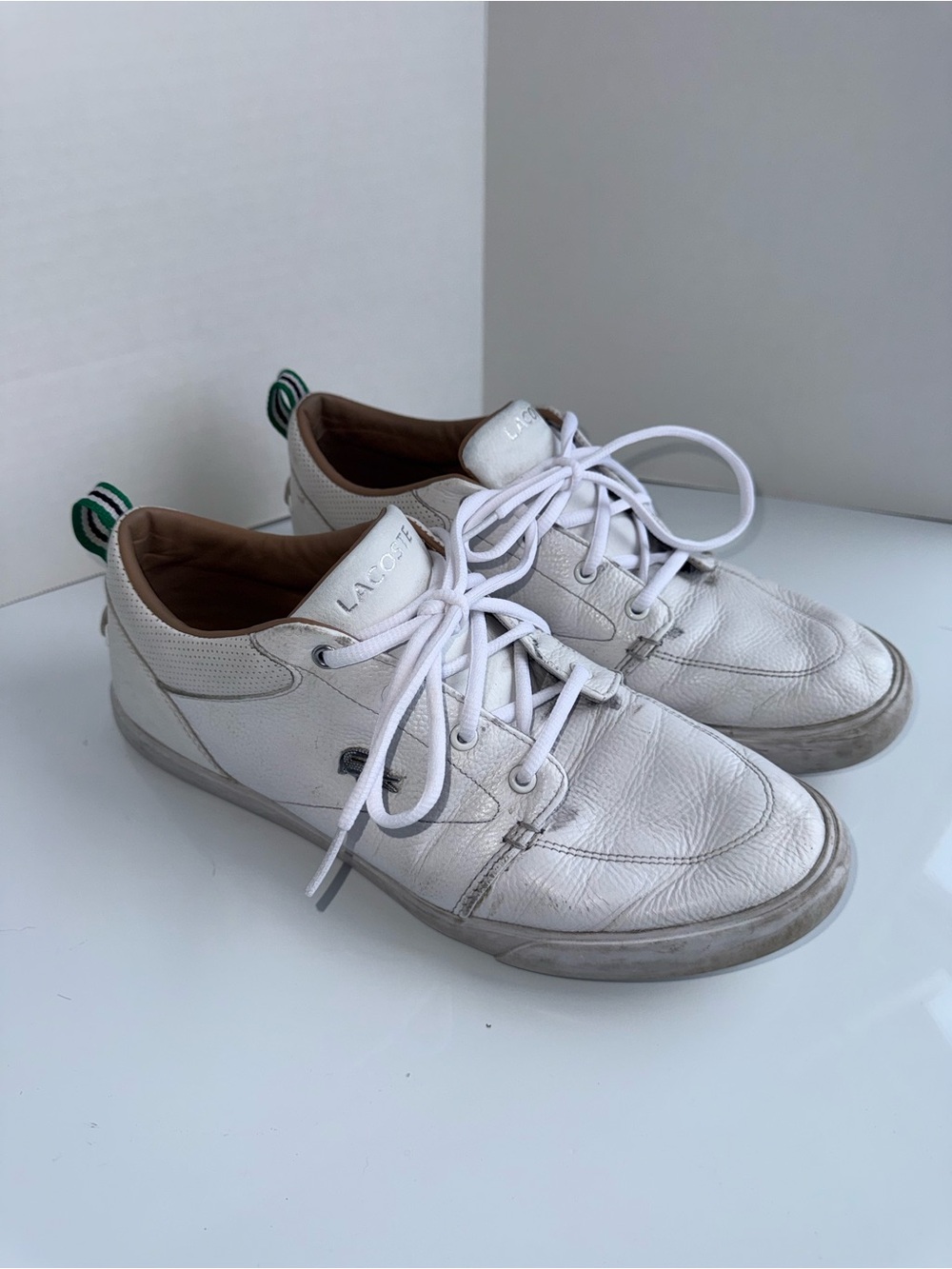VINTAGE LACOSTE 90s Men’s Preppy White Leather Low-Top Sneakers 10